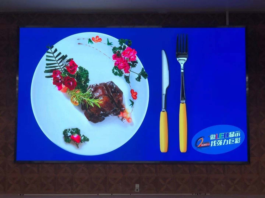 室內(nèi)p2.5，尺寸：5.44X3.2